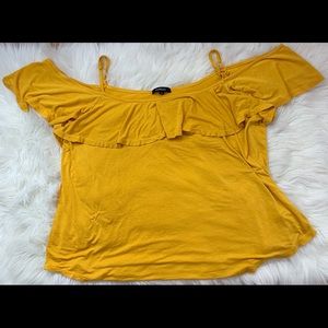 Mustard tank top shirt 💛